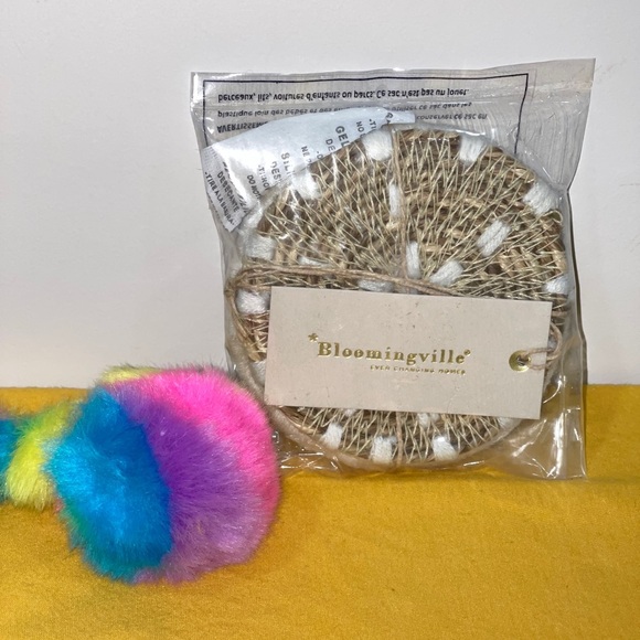 BLOOMINGVILLE Woven Seagrass Coasters - Picture 10 of 10